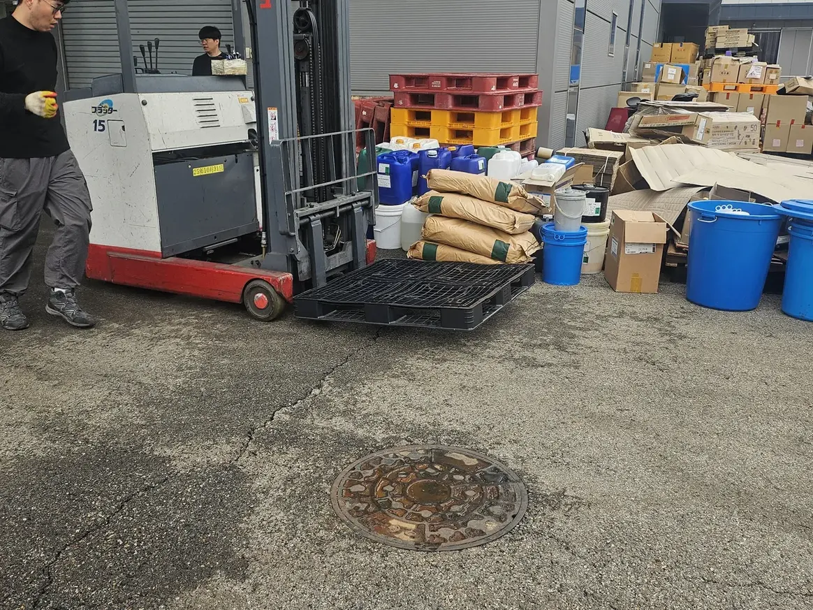 하남시 선동 철거 믿을만한 업체 현장 현관·통로 바닥 위생청소 사례 - 행진크린