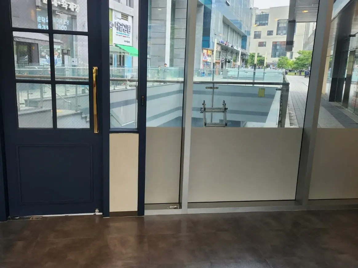 이천시 부발읍 점포 카운터 검사실 위생청소 사례 - 행진크린