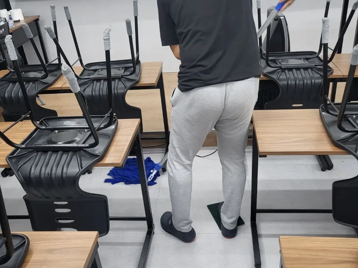 안성시 신건지동 학교 교장실·교무실 위생청소 사례 - 행진크린